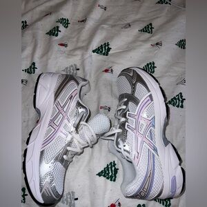 Asics Kids Shoes in White and Purple